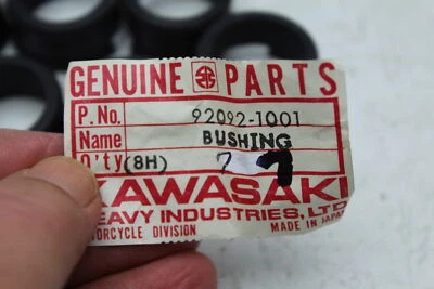 Kawasaki KV75 A7 1978 filtro de aire silenciador buje de goma 7 unidades (Kb46) Foto 1 de 4