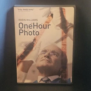One Hour Photo (DVD, 2002) - Picture 1 of 3