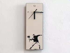 Lanzador de flores Banksy - reloj de pared - Imagen 1 de 4