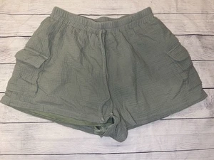 Women’s Medium Blue Rain Francesca’s Green Pull-on Shorts - Picture 1 of 4