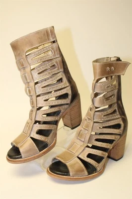 Freebird by Steven NEW Lotus Sandals Damaged NWD Womens 9 Back Zip Heeled Shoes - Image 1 of 4