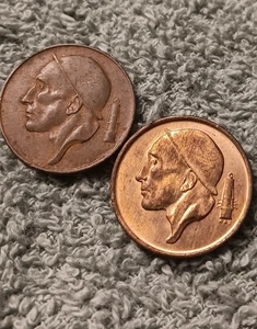 2 Belgium 50 Centimes 1954 & 1964 Belgian Bronze Coins - Picture 1 of 21