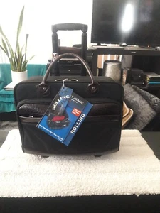 College or Business Croc trim overnight rolling case US Luggage/Solo Harrison - Picture 1 of 2