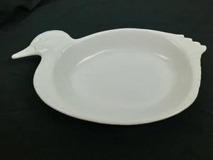 Vintage Duck-Shaped White Porcelain Serving Bowl Dish JAPAN 14"X 7" - Picture 1 of 5