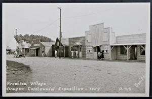 RPPC 1959 Oregon Centennial Expo - Frontier Village Stores P913 PC3012 - Bild 1 von 2