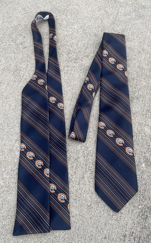 Vintage NFL Licensed Chicago Bears Neck Tie & Bow Tie Lot - Anthony Enterprises Cover