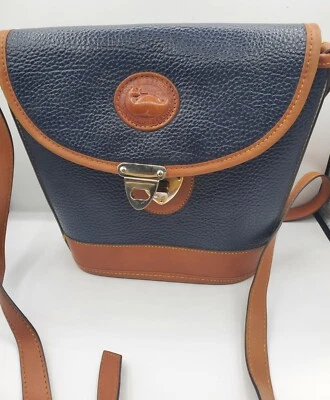 Cartera G2U Dooney Bourke Azul Marino Grano Guijarro con Borde de Cuero Tostado Estilo Cubo UE Foto 1 de 4