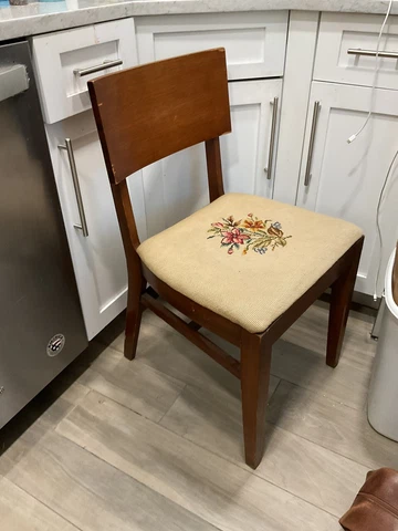 Gorgeous Antique Vintage Needlepoint Wood Dining Chair, Pick up NY  11705 Cover
