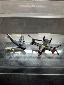 Micro Machines aereo da combattimento militare Gi Joe Jet lotto V-22 Osprey URSS MiG R2 - Foto 1 di 2