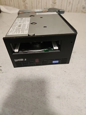 IBM Ultrium LTO2 P/N: 18P7520 TSU233 Tape Drive Ultrium2 - Image 1 of 4