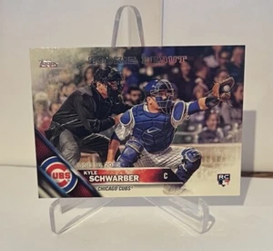 Topps Rookie Debut 2016 Kyle Schwarber US138 RC Philadelphia Phillies - Imagen 1 de 2