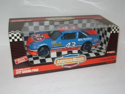 1/18 PONTIAC #42 STP/RICHARD PETTY GRAND PRIX w/STP под капюшоном РЕДКАЯ!!!! Новый в коробке 1992 - Изображение 1 из 4