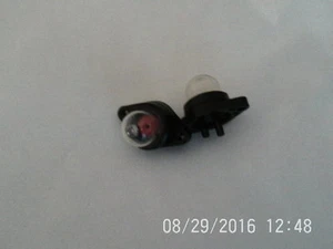 NEW CARB FUEL SCREW IN PRIMER BULB.STRIMMERS,BRUSHCUTTERS ETC X 2 - Picture 1 of 4