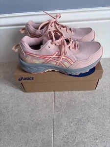 Brand new asics gel venture 10, Uk size 4, colour pink, department womens - Picture 1 of 6