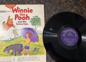 Winnie The Pooh And The Honey Tree LP 1965 Walt Disney Book & Vinyl Record - Picture 1 of 10