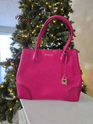 Bolso de Hombro Michael Kors DAMAS Cuero Rosa Fucsia Mediano Grande Interior Cremallera Foto 1 de 4
