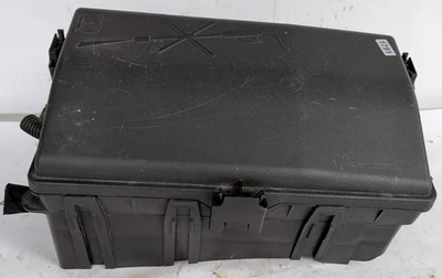 OEM 2011-2015 Chevrolet Cruze 1.4L Fusebox Fuse Box Relay Module - Image 1 of 4