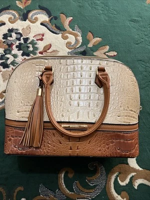 Bolsa de mão Brahmin pérola bronzeada conhaque Liz/croc cúpula vermelha por dentro - Imagem 1 de 4