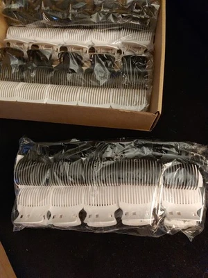 30Pcs Hot Roller Clips Hair Curler Claw Clips Replacement Roller Clips for Women - Image 1 of 2