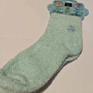 Earth Origins Women's Aloe Aqua Hydrating Socks Size 9 - 11 New  - Picture 1 of 3