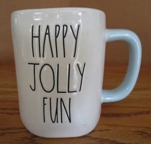 Rae Dunn Tasse weiß hellblau innen Happy Jolly Fun Schneemann - Bild 1 von 8