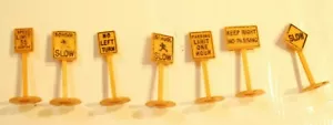 Ho Scale Figures 7 Various Signs For Model train Accessories - Picture 1 of 1
