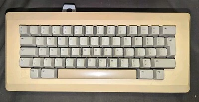 Rare clavier Apple mac Macintosh 128/512 UK - non testé - pour pièces - Photo 1/2
