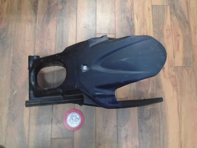 2011 - 17 SUZUKI GSXR 600 / 750 SWING ARM OEM 14500 — 第 1/4 张图片