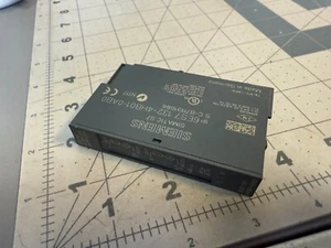 Siemens Simatic S7 6ES7 132-4HB01-0AB0 Relay Output Module - Picture 1 of 1