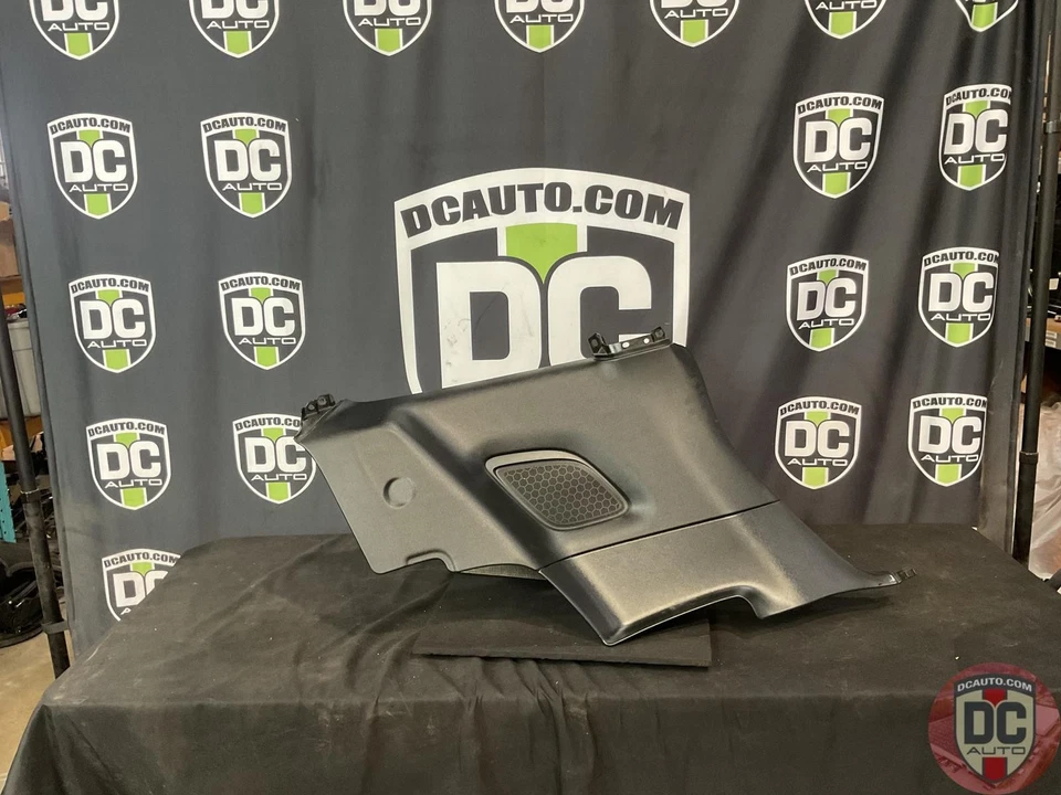 Painel lateral esquerdo 2012-2013 Porsche 911 991 conversível preto 134826 - Imagem 1 de 4