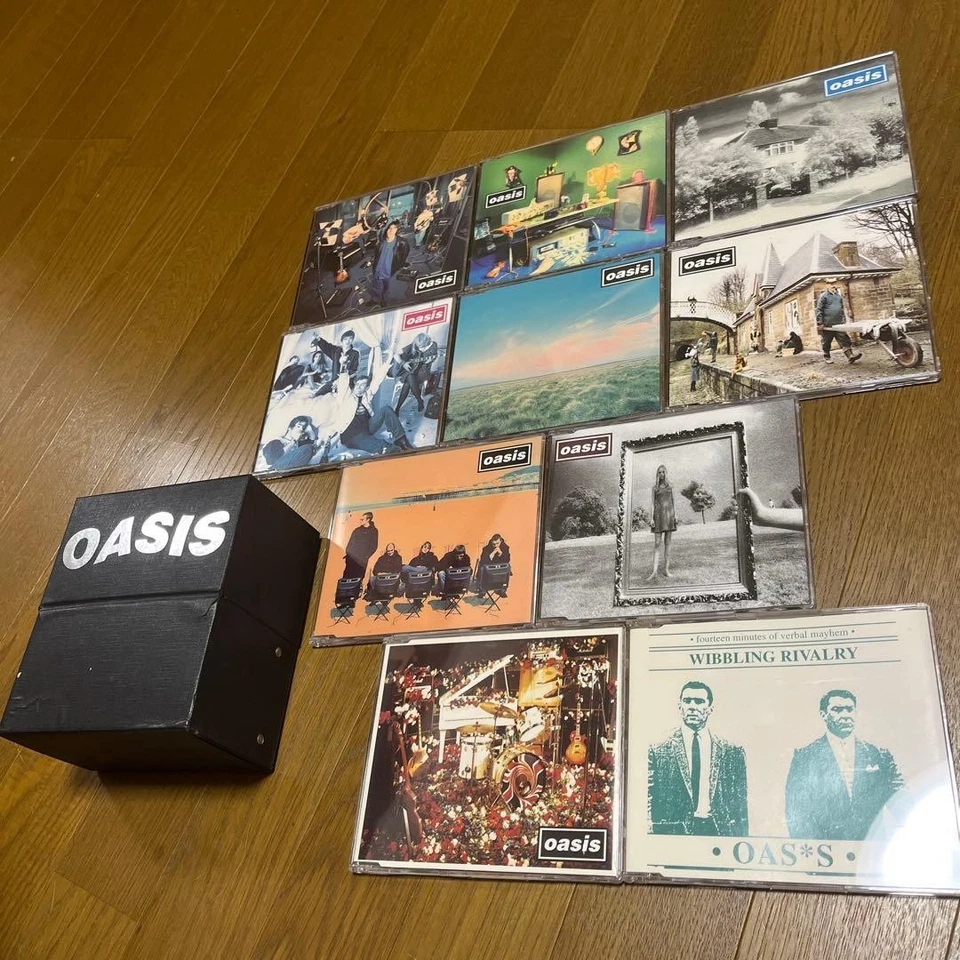 oasis CD THE BOX CONTAINS THE FOLLOWING CDs Japan Rare Foto 1 de 4