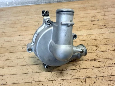 07-08 SUZUKI GSXR1000 GSXR 1000 ENGINE WATER COOLANT PUMP  17400-21H00 - Image 1 of 4