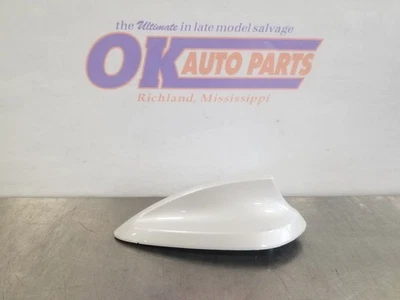 18 2018 BMW M240I SHARK FIN ANTENNA WHITE 9350090 - Image 1 of 4
