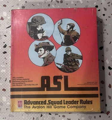 Carpeta Advanced Squad Leader Rules con estuche ASL Avalon Hill de colección 1985 NUEVO Foto 1 de 4