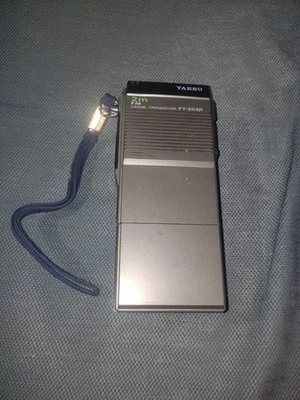 Yaesu FT-203R 2m FM Transceiver Retro Vintage Made in Japan - Imagen 1 de 4