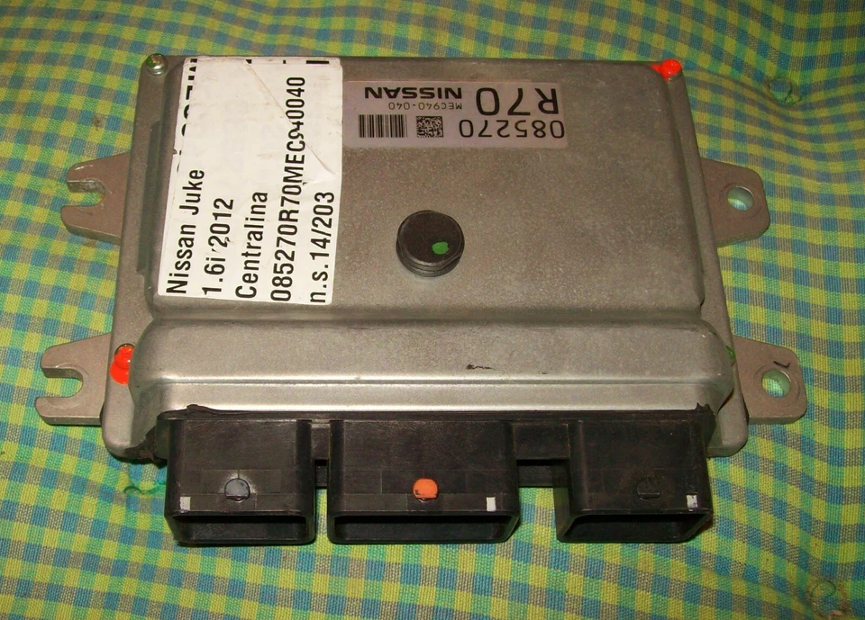 Centralina motore Nissan Juke 2012 1.6i MEC940-040 085270 R70 - Immagine 1 di 1