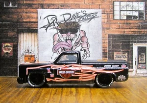 Dr Dave's Customs, Hot Wheels '83 CHEVY SILVERADO, HARLEY-DAVIDSON, C3692 - Picture 1 of 5