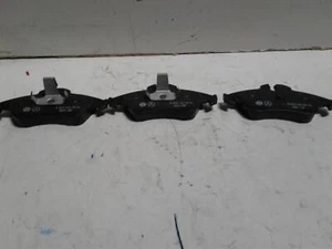 MERCEDES BENZ SPRINTER 02/1998-10/2006 NEW GENUINE FRONT BRAKE PADS VAN - Picture 1 of 2