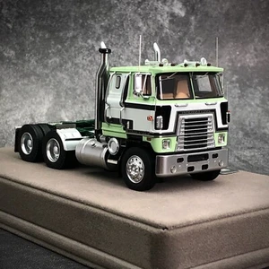 Fire Replicas 1/50 International 4070B Transtar II Cabover Tractor Model Green - Picture 1 of 10