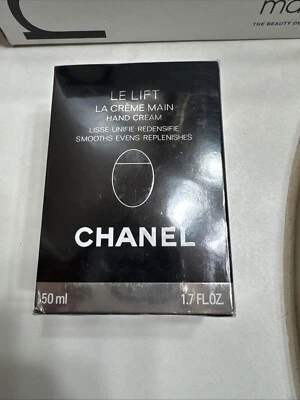 Chanel Le Lift Main Hand Cream. 1.7oz. New Sealed! - Image 1 of 4