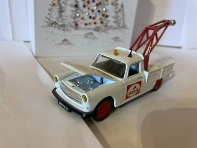 DEPANNEUSE PEUGEOT 404 PICKUP 1964 ELIGOR 1/43 - Photo 1/3