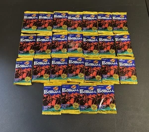 25 packages 1994 Score Footballl Cards 14 Cards per pack New Old Stock - Picture 1 of 2