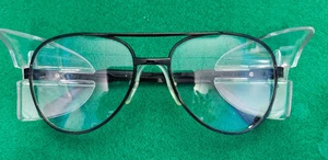 Occhiali di sicurezza VINTAGE UVEX Z87 con protezioni metallo nero - Foto 1 di 5