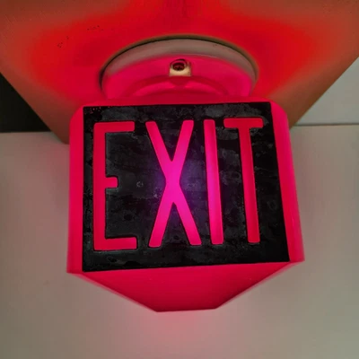 Antigo 1900's 3 lados vidro vermelho rubi fundo fechado teatro placa globo de saída - Imagem 1 de 4