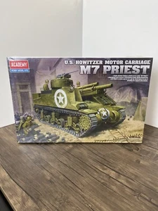 Academy 1/35th Scale US Howitzer Motor Carriage M7 Priest - Kit No. 13210 Sealed - Picture 1 of 6