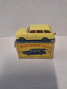 Matchbox MB38b Vauxhall Victor Estate Car - Picture 1 of 10