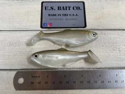 U.S. BAIT CO. Weedless Swimbait 4” Color Hitch Lot Of 2 Baits