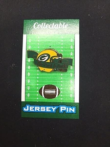 Green Bay Packers Helm Anstecknadel mit Banner - Classic Cheesehead Sammlerstück - Bild 1 von 1