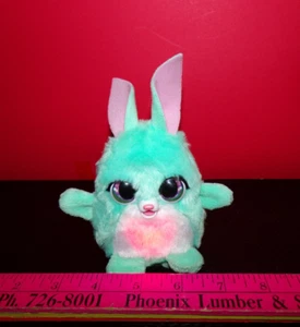 FurReal Fuzzalot Bunny Animatronic interattivo cambia colore luci e suoni - Foto 1 di 5