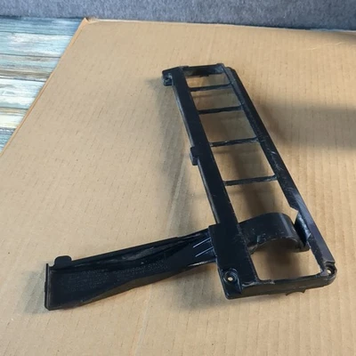 Suela inferior de aspiradora Bissell Powerforce 3525-2 repuestos Foto 1 de 4